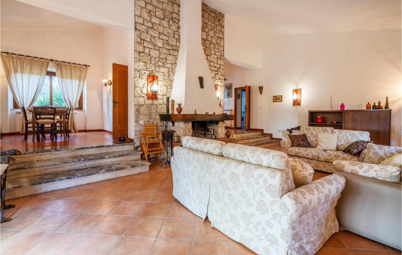 Amazing Home In Saturnia With Wifi Kültér fotó